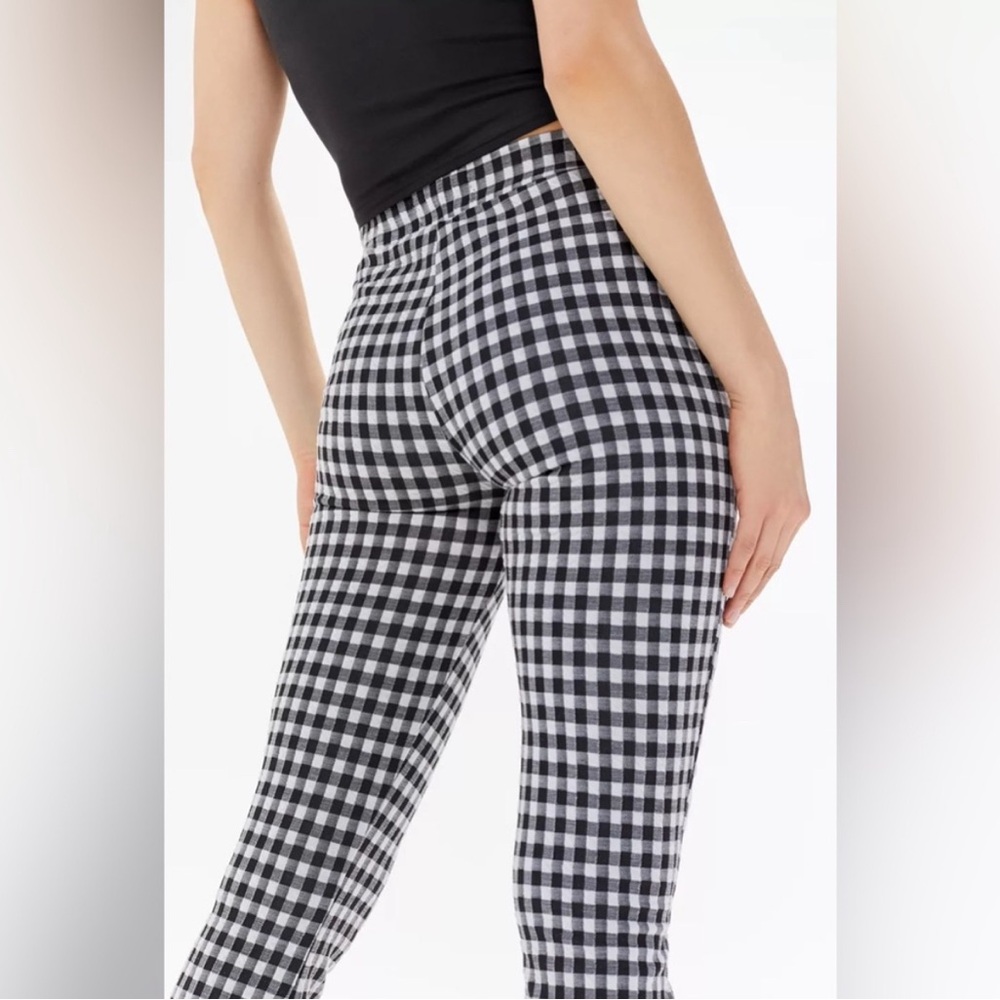 Urban Outfitters Casey kick flare gingham Black and White Pants